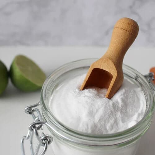 Vinaigre blanc et bicarbonate